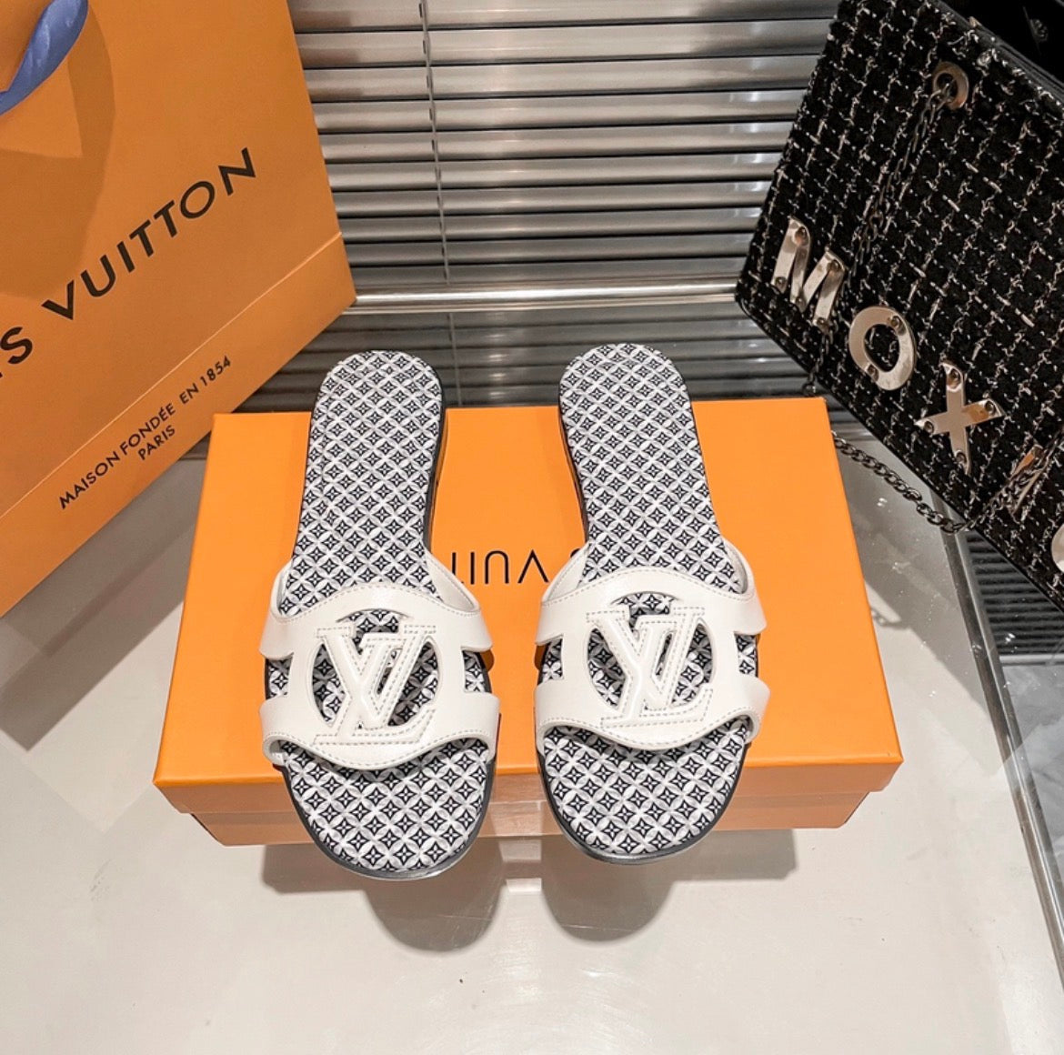 Sandales :LV