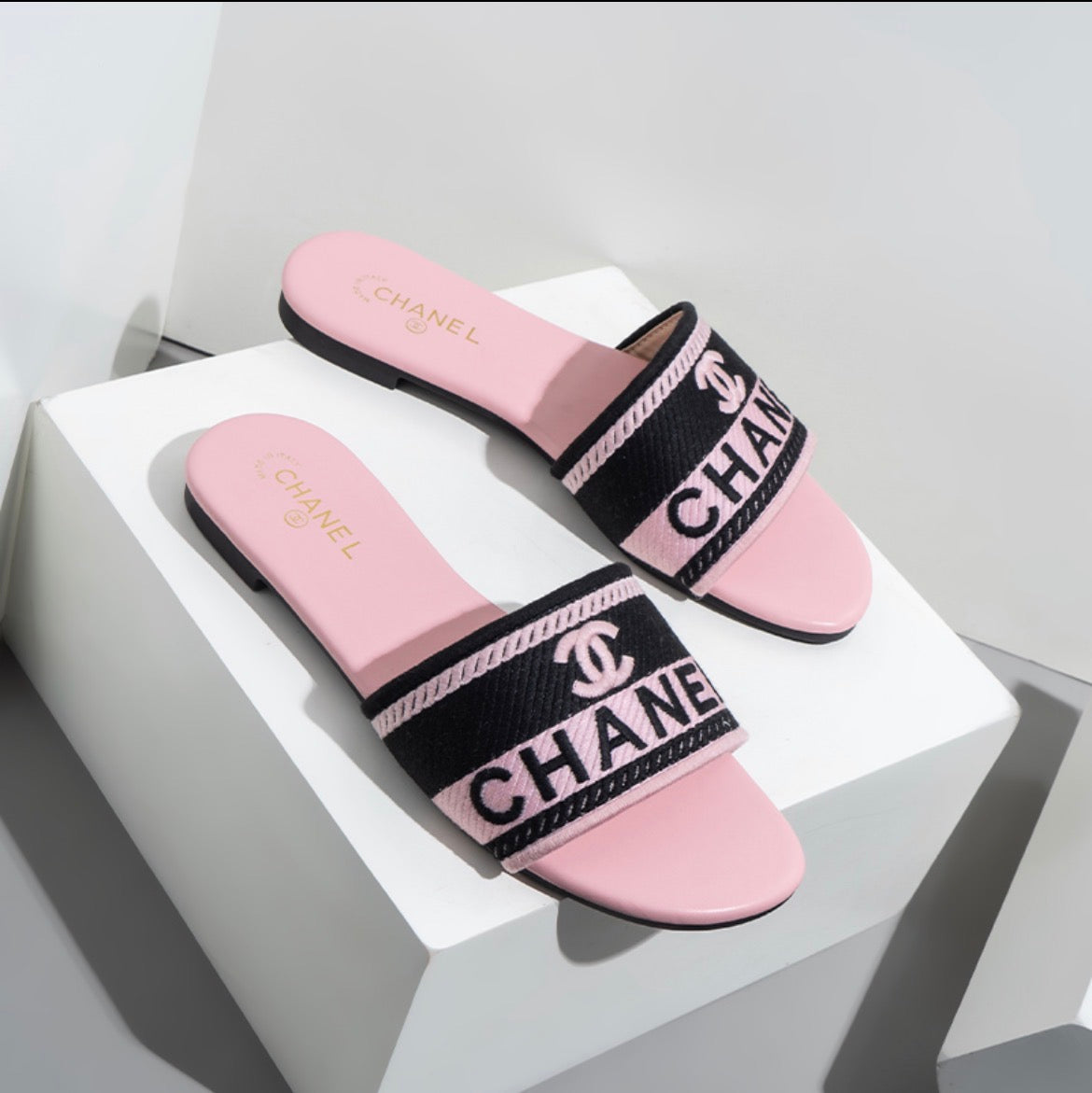 Sandales CHANEL