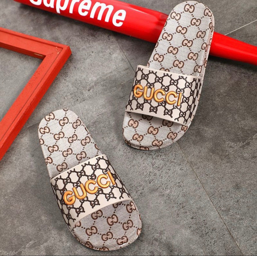 Pantoufles homme : Gucci