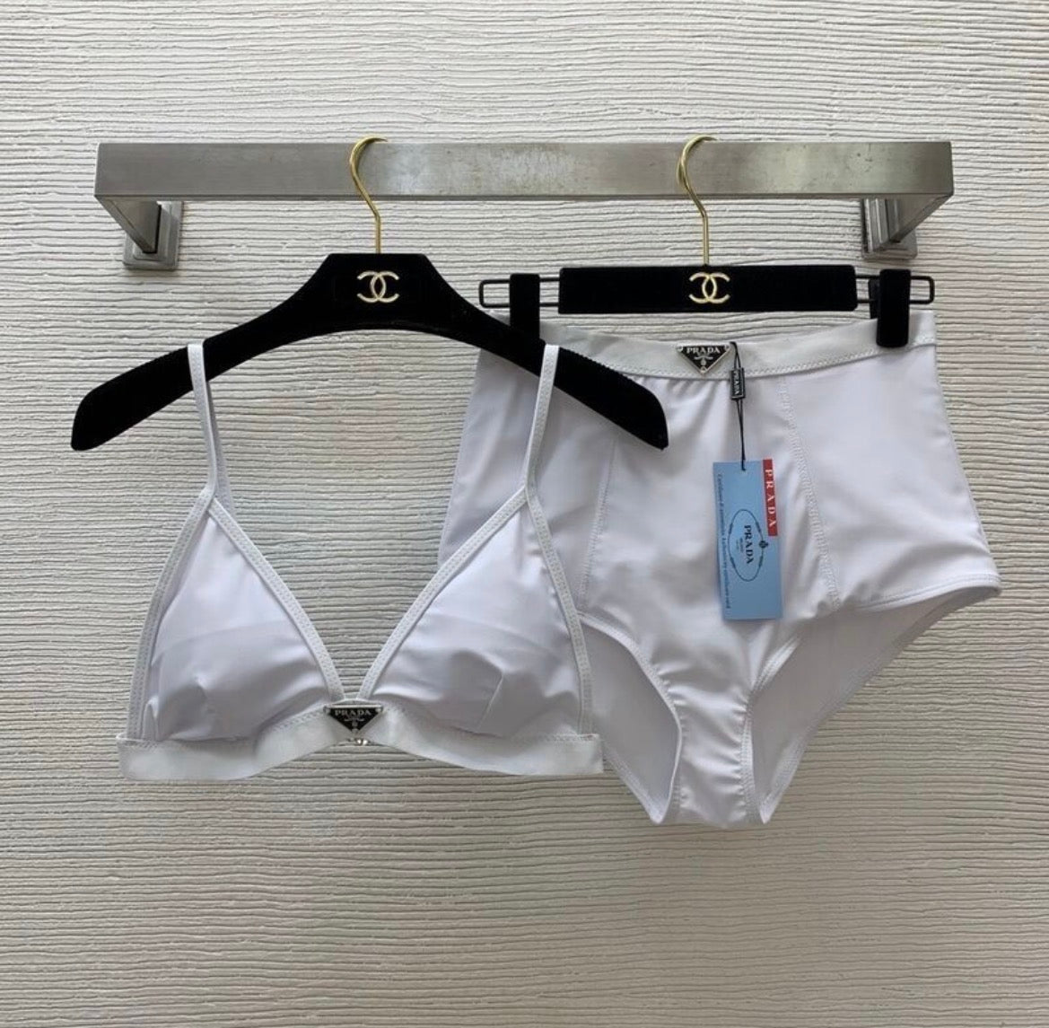 Maillot de bain : PRADA