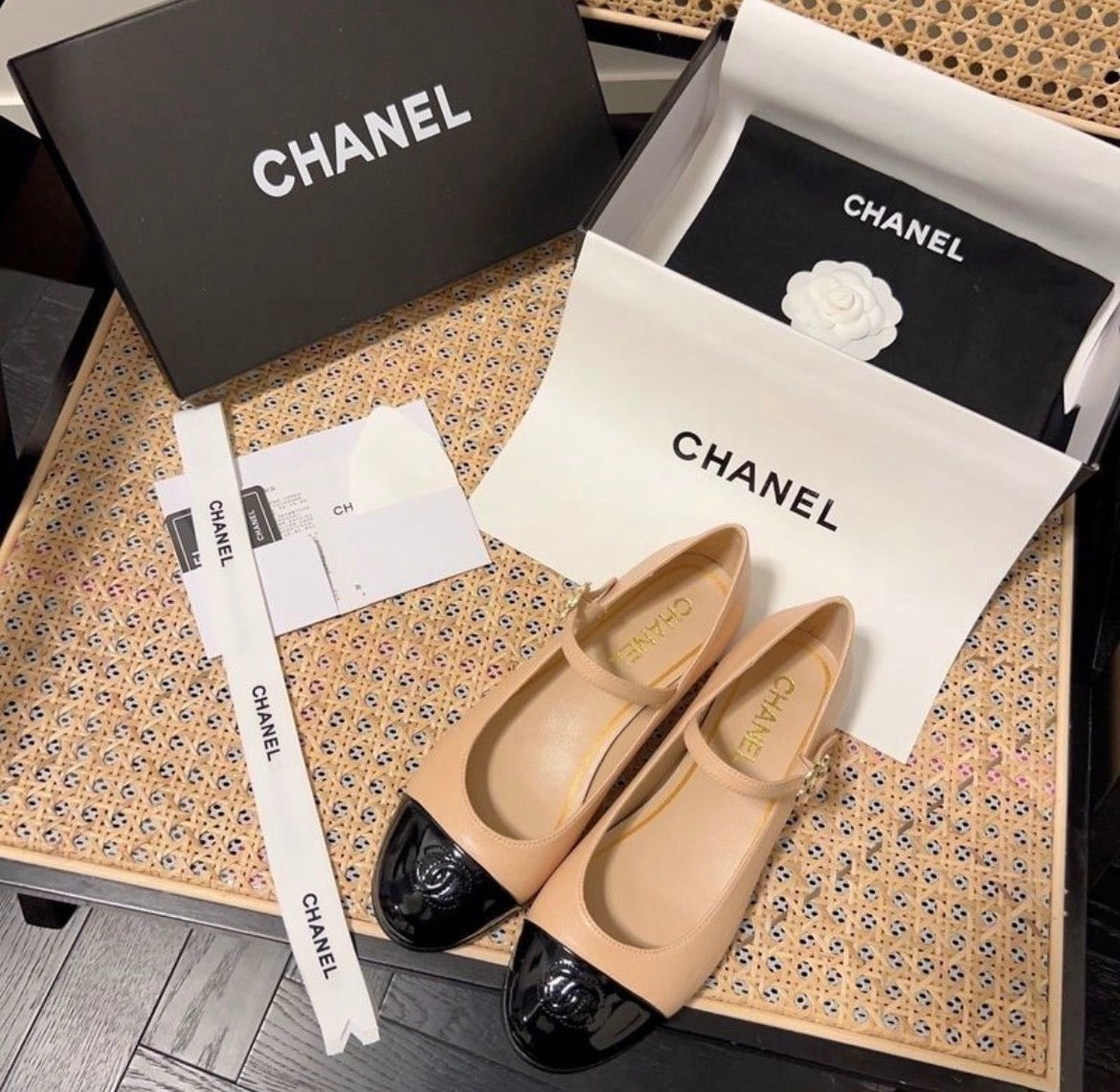 Ballerines: CHANEL