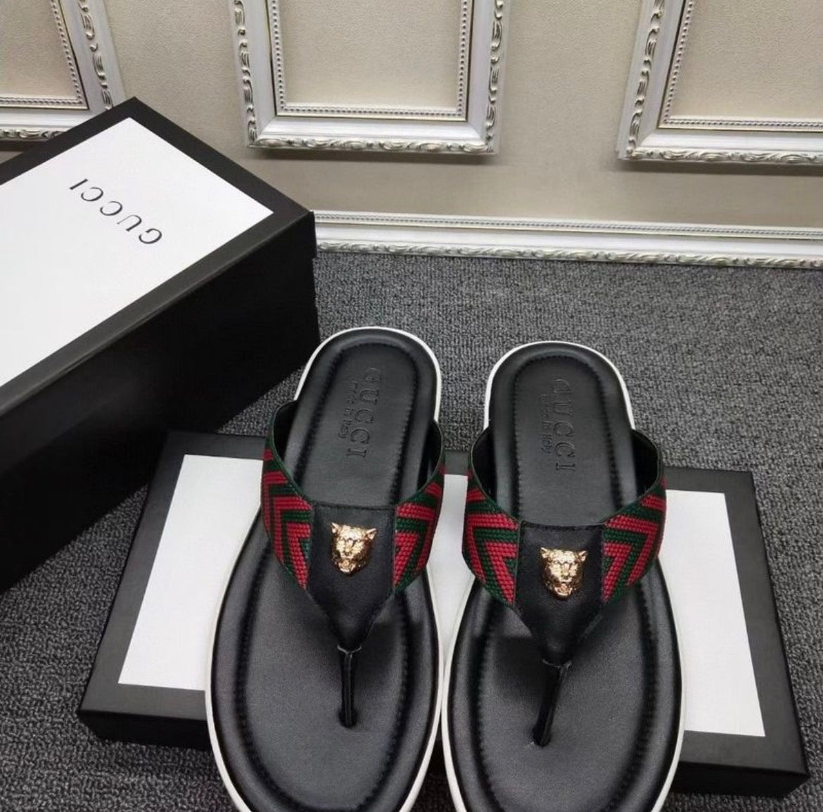Pantoufles homme :GUCCI