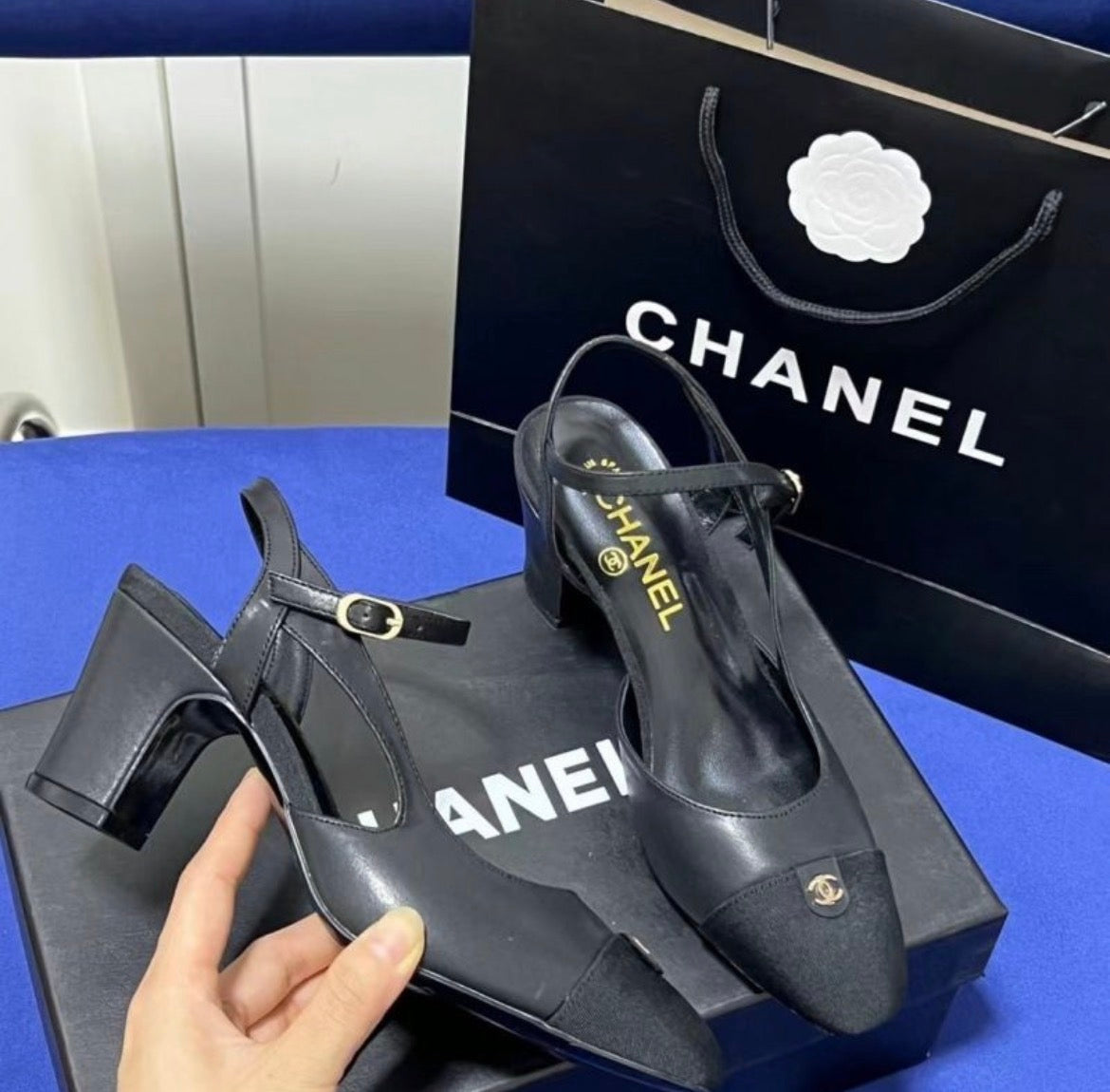 Sandales:Chanel