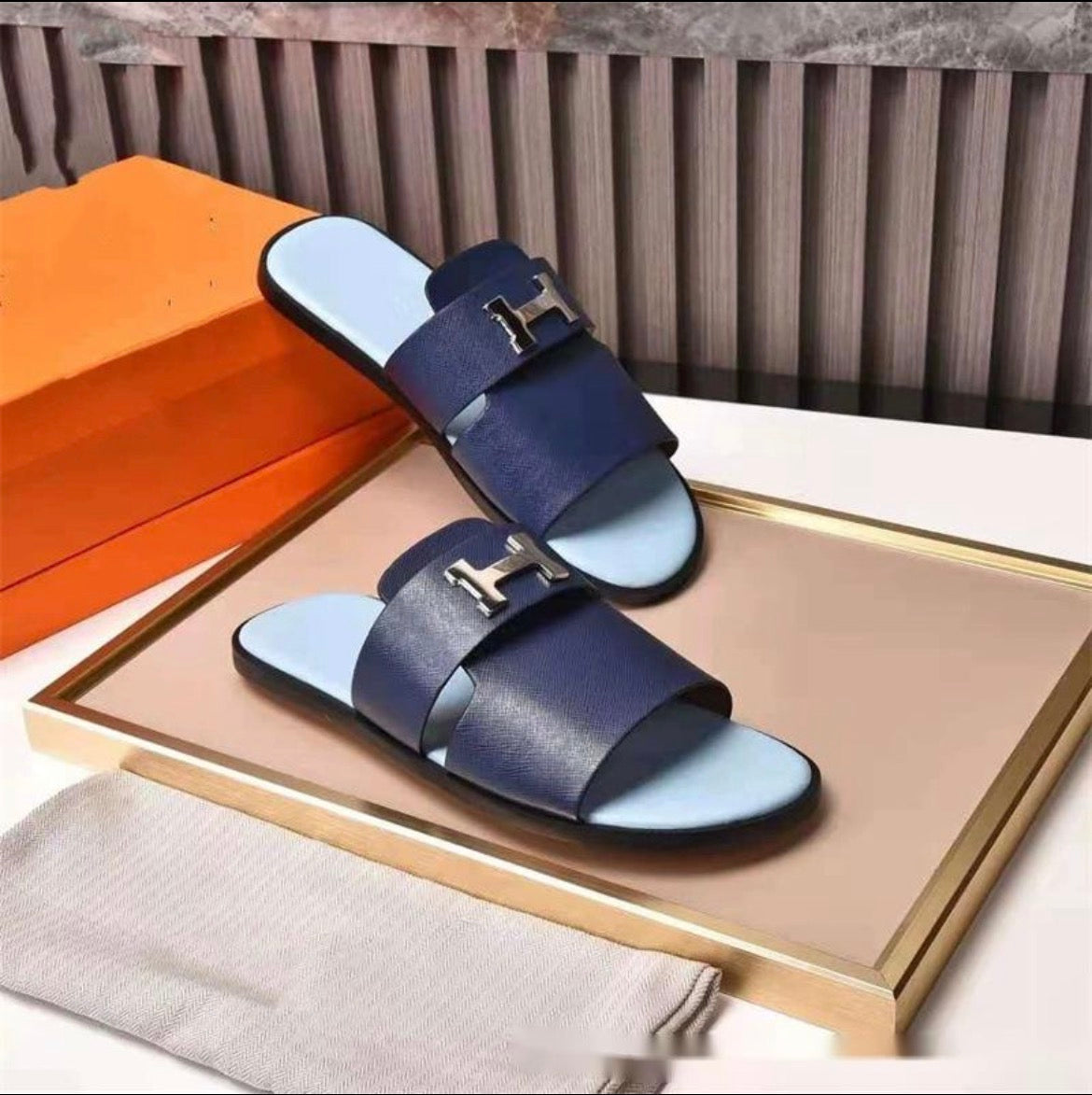 Pantoufles Homme :HERMÈS