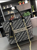 Sac à main: DIOR