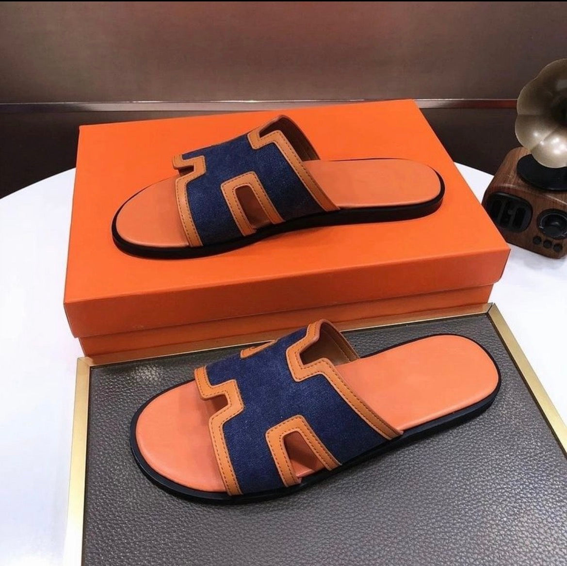 Pantoufles homme :HERMÈS