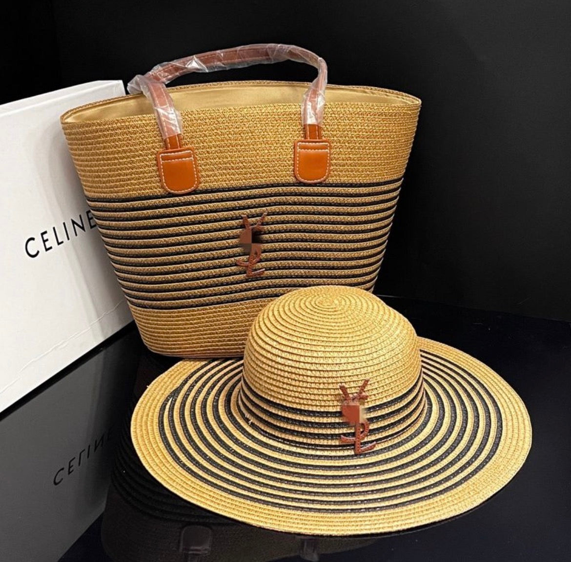 Sac a main et chapeau :YVE SAINT LAURENT