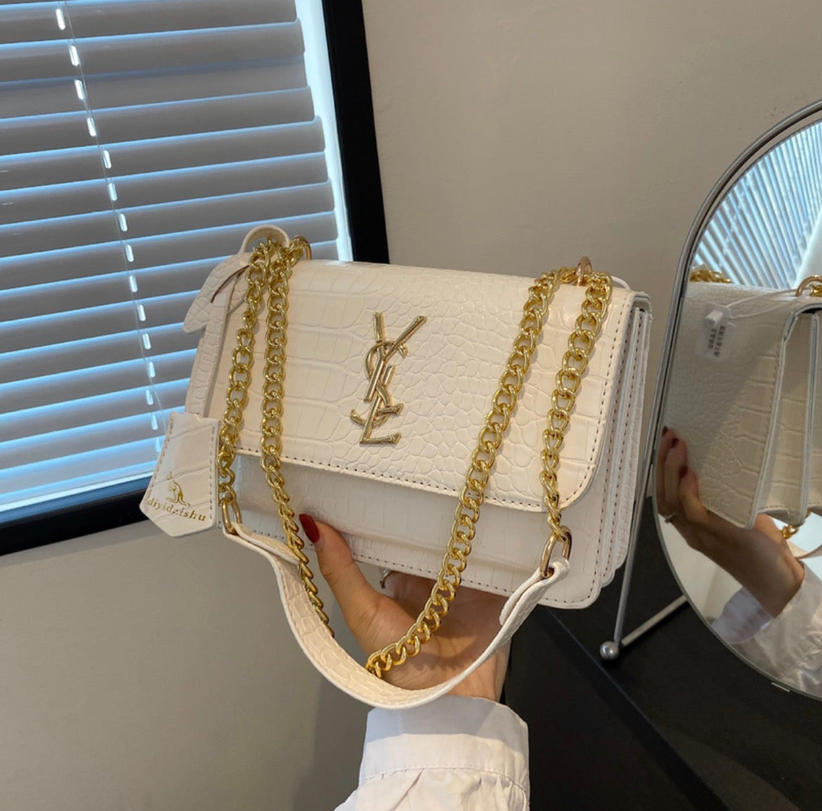 Sac a main Yves saint Laurent