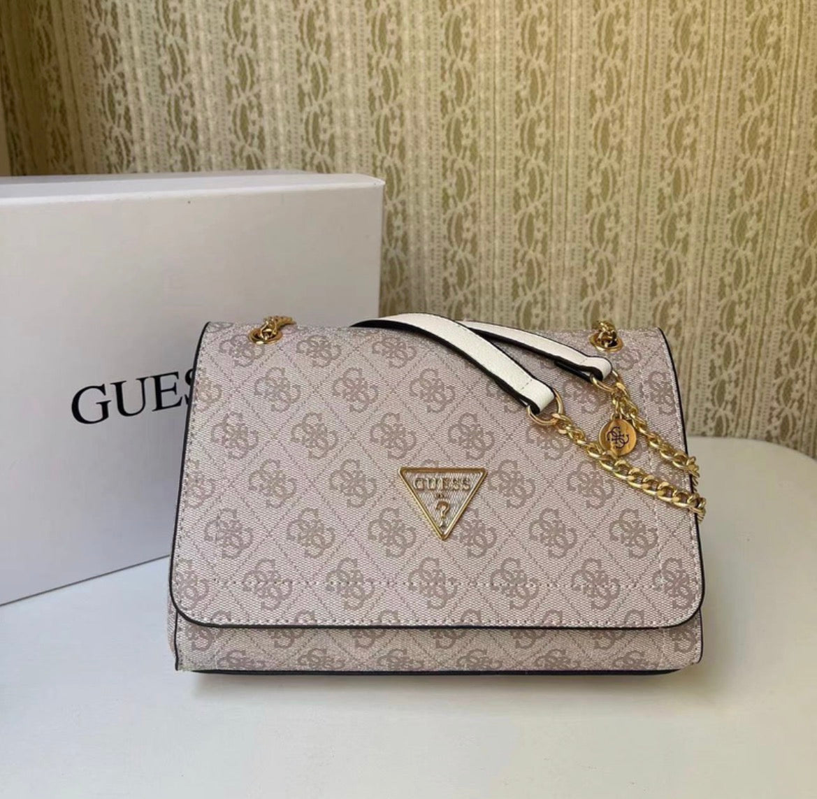 Sac a main: GUESS