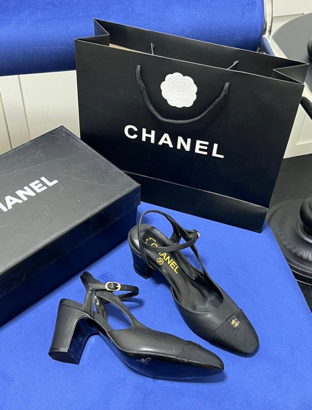 Sandales : Chanel