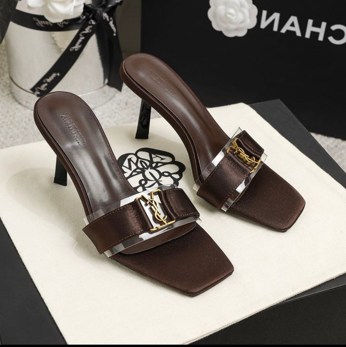 Sandales YVE SAINT LAURENT