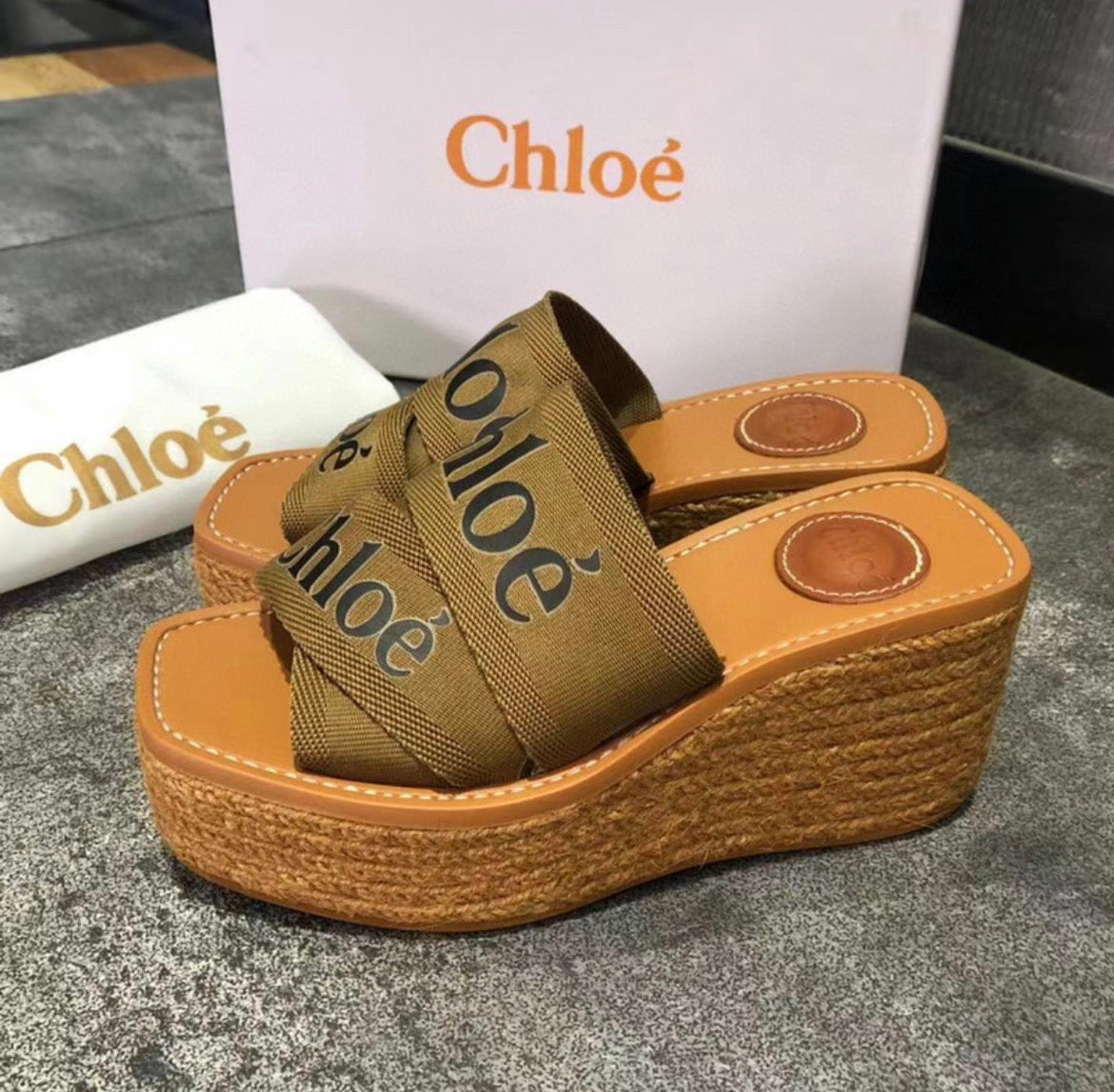 Sandales :CHLOÉ
