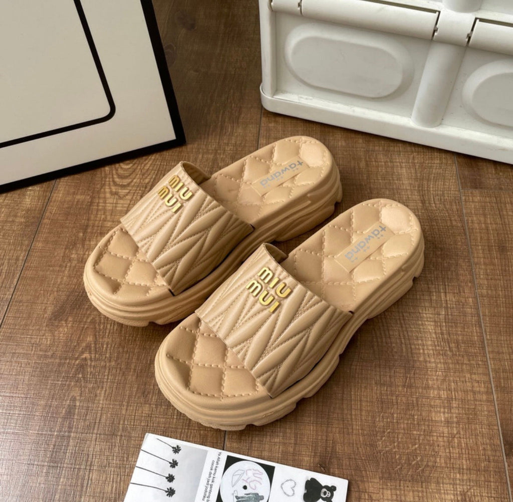 Sandales :MIU MIU