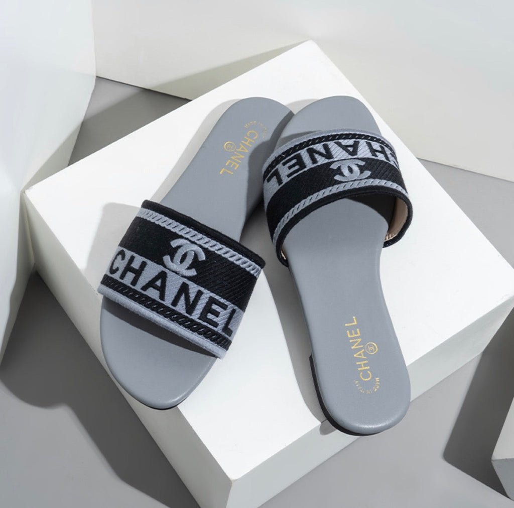 Sandales CHANEL