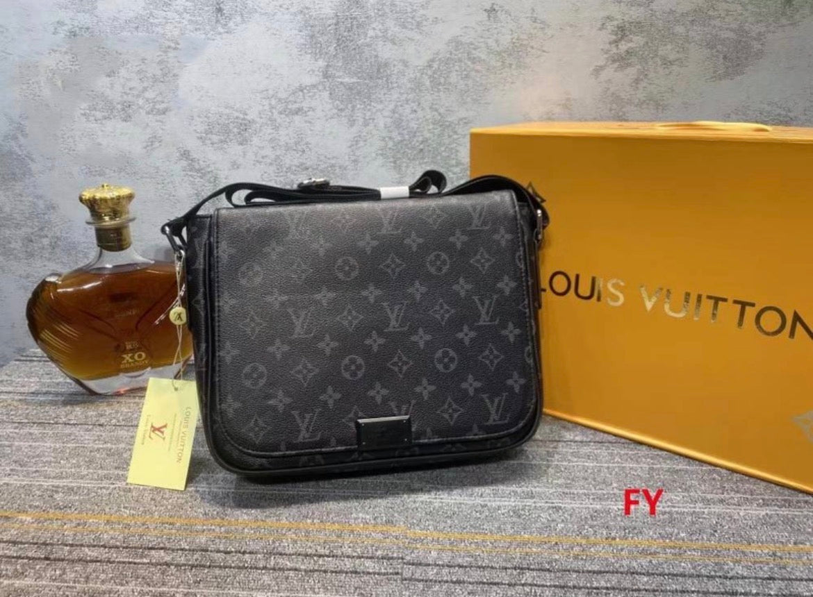 Sacs homme LV