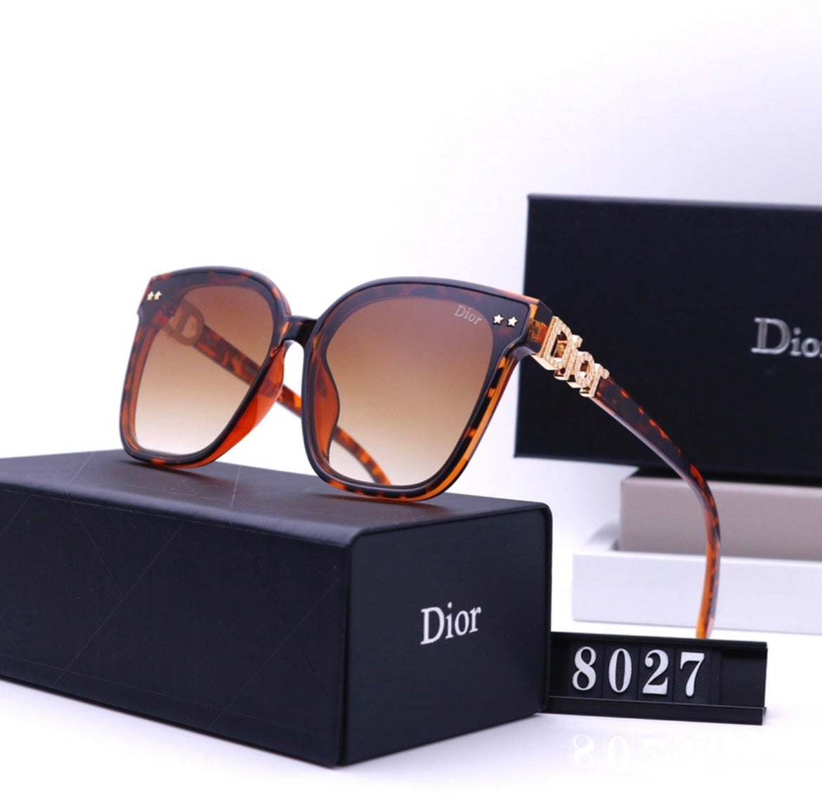 Lunette de soleil :DIOR