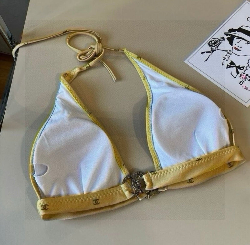 Maillot de bain :CHANEL