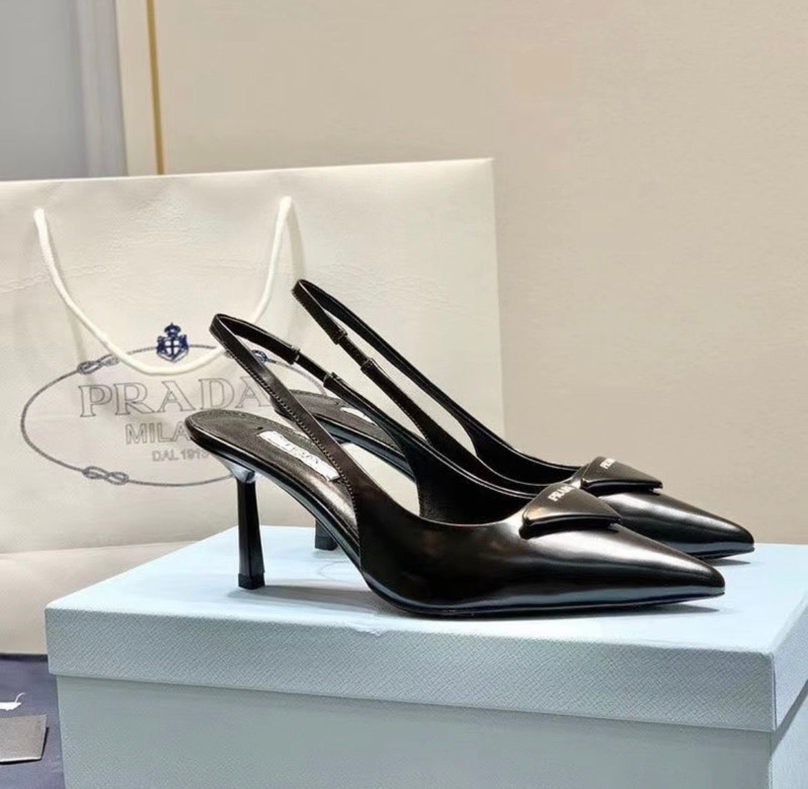 Exarpins PRADA