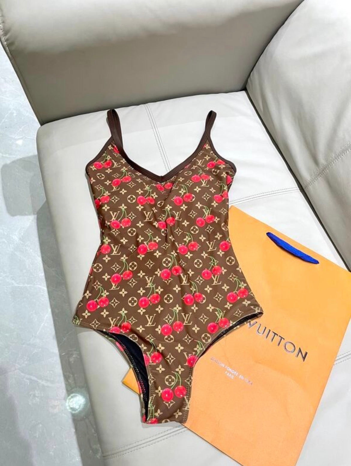 Maillot de bain :LV