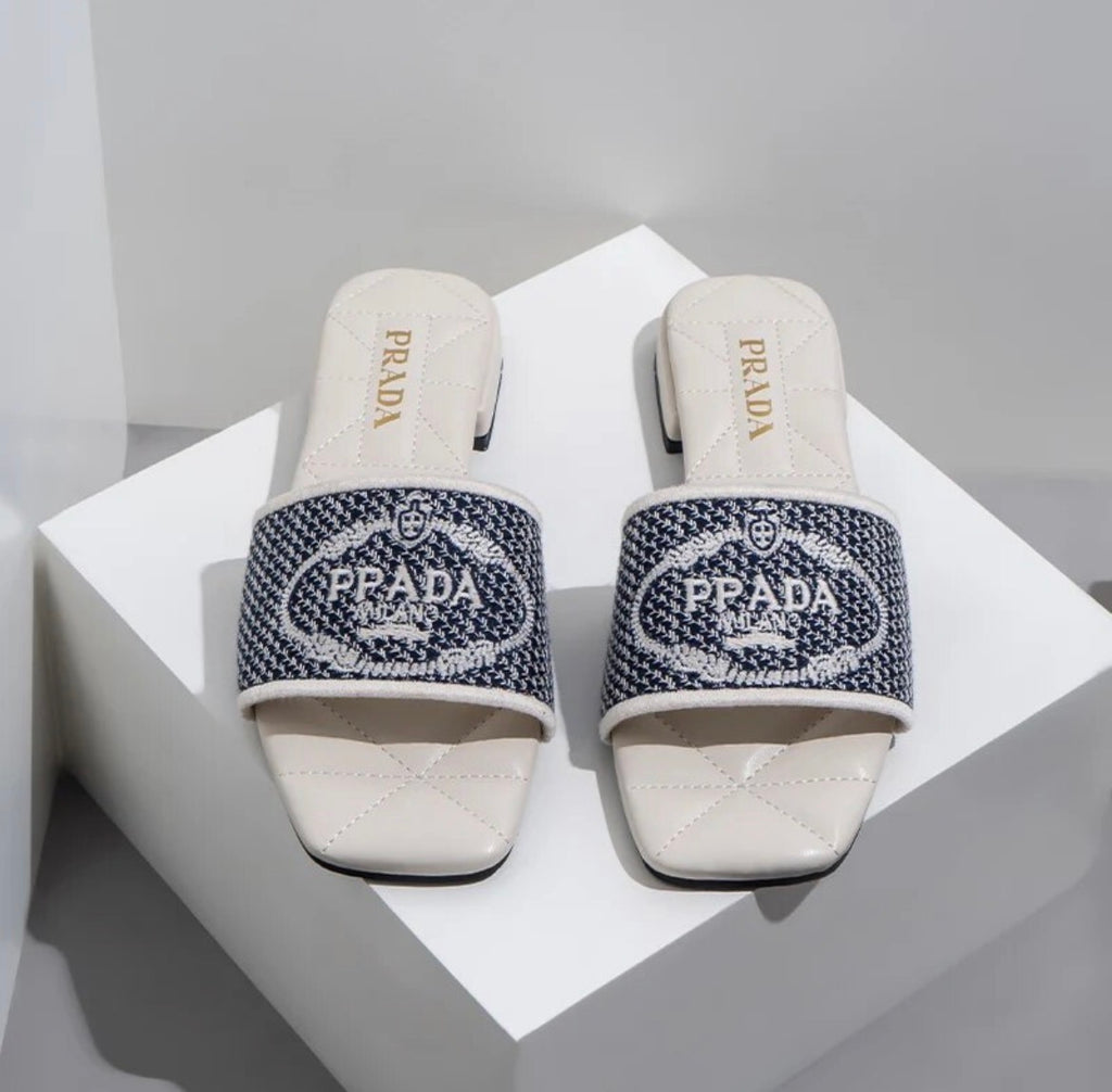 Sandales PRADA
