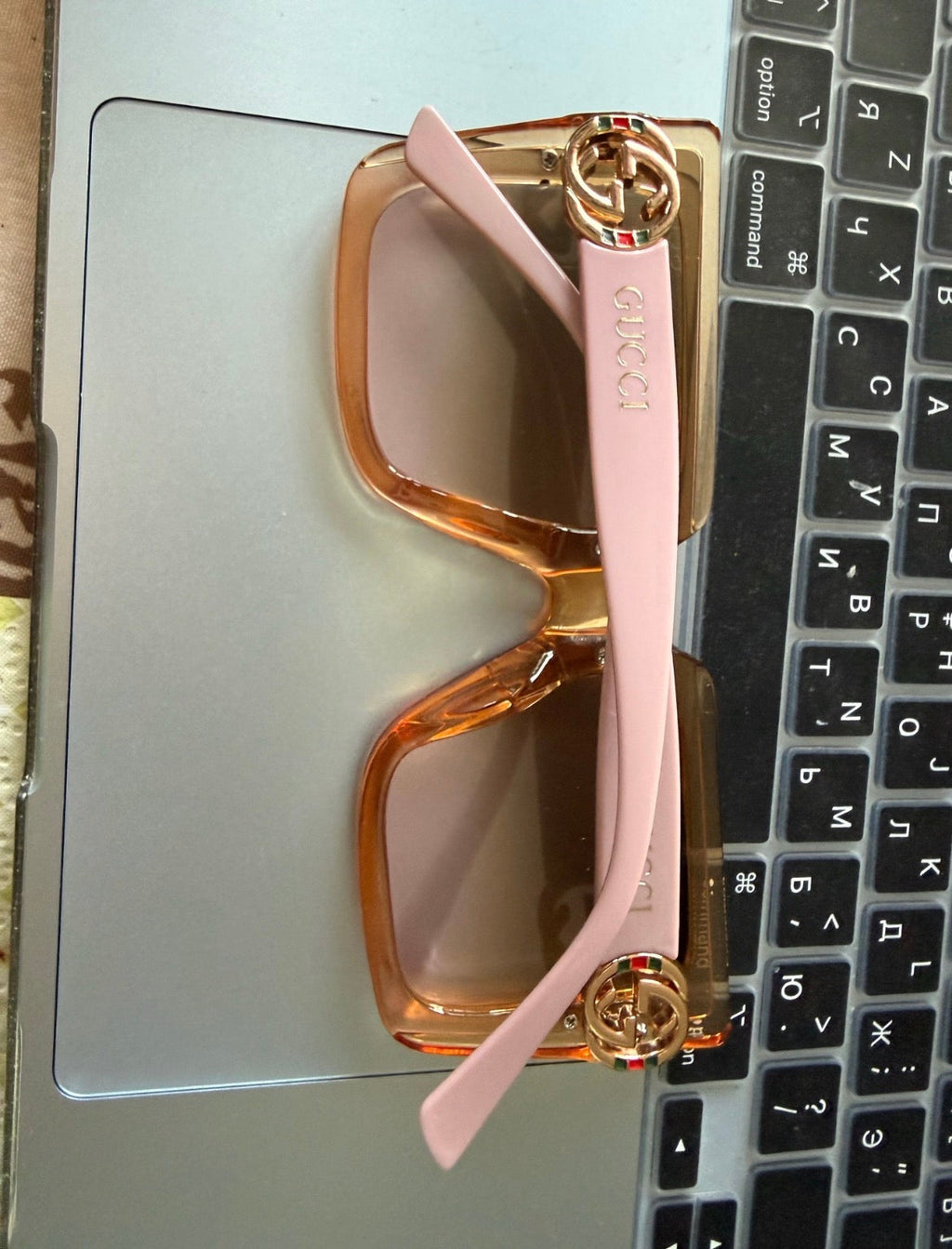 Lunette de soleil femme :GUCCI