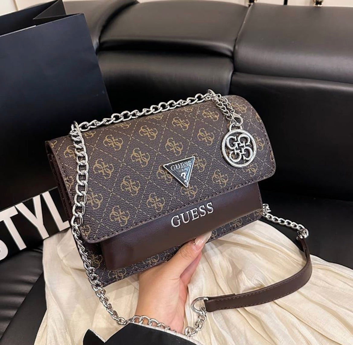 Sac a main : GUESS