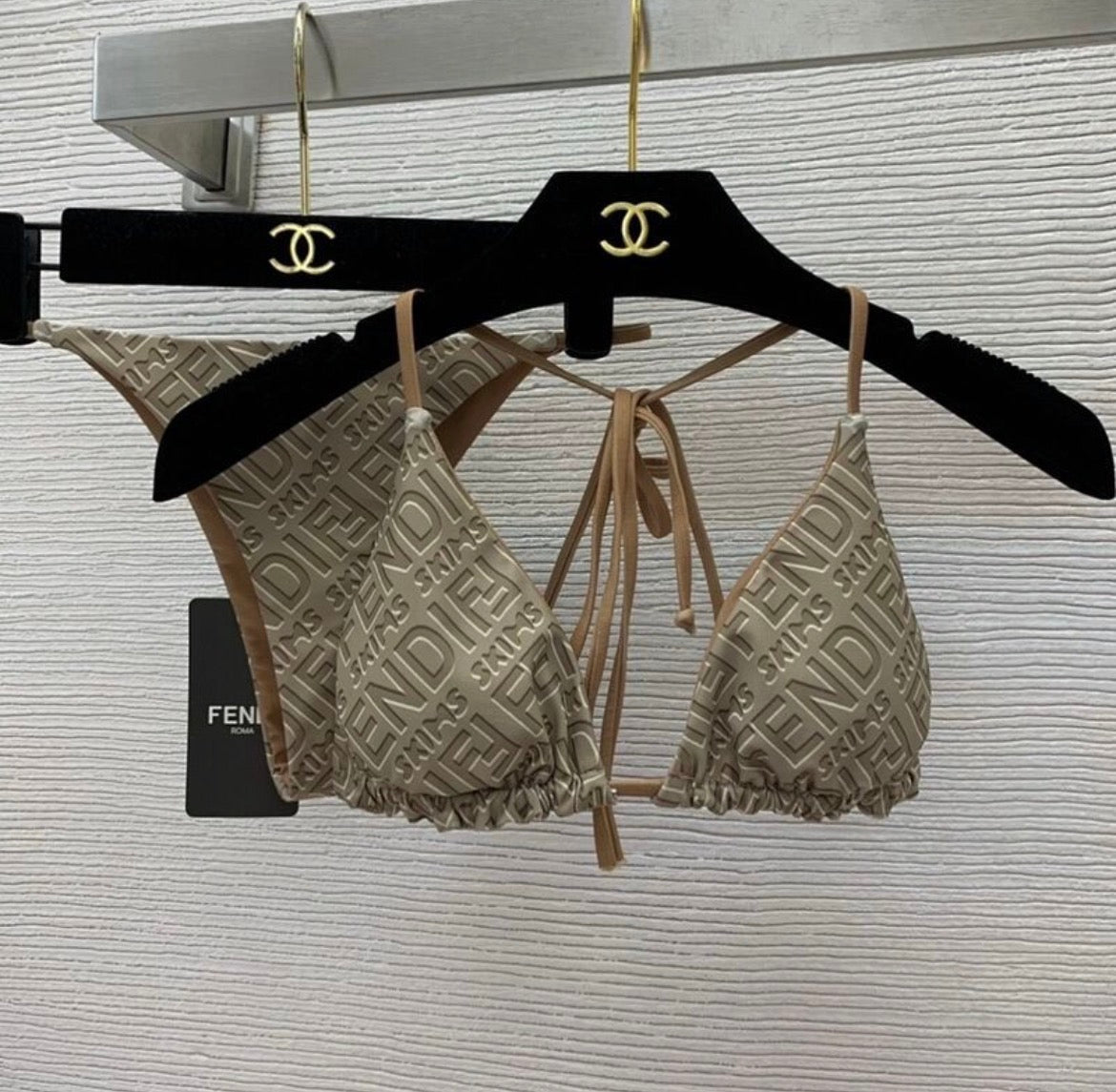 Maillot de bain :FENDI