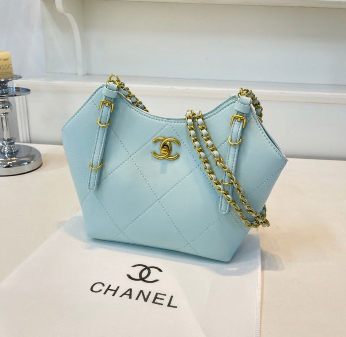 Sac a mains CHANEL