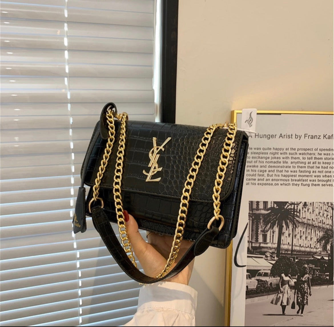 Sac a main Yves saint Laurent