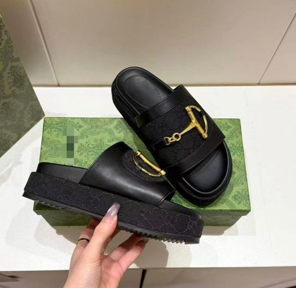 Pantoufles homme : GUCCI