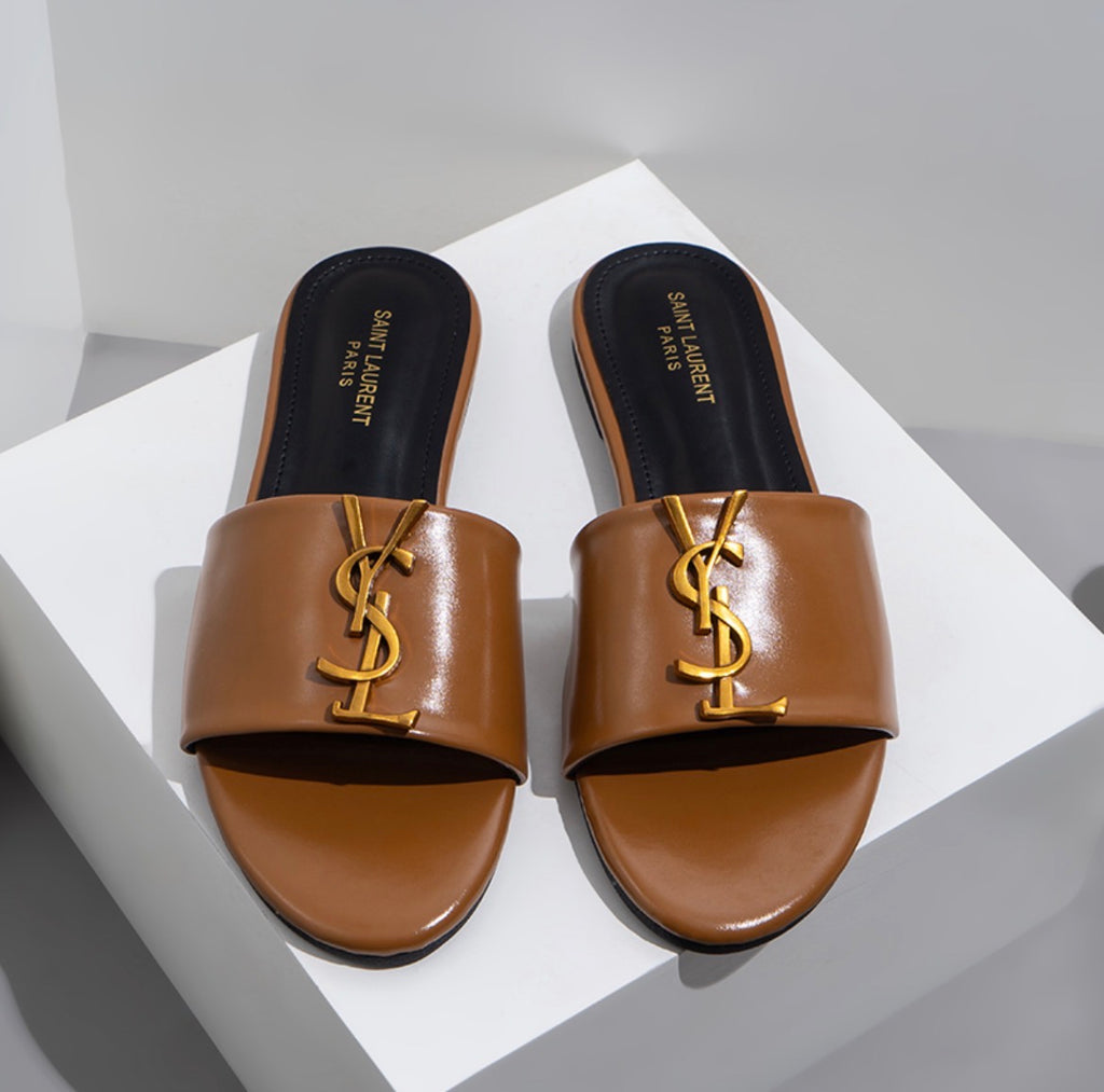 Sandales :YSL