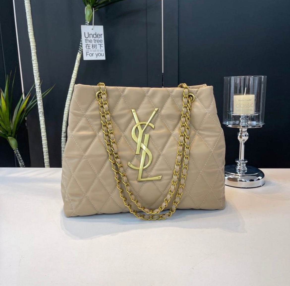 Sac à main YVES SAiNT LAURENT
