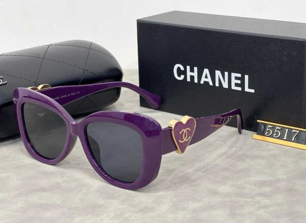 Lunette de soleil :CHANEL