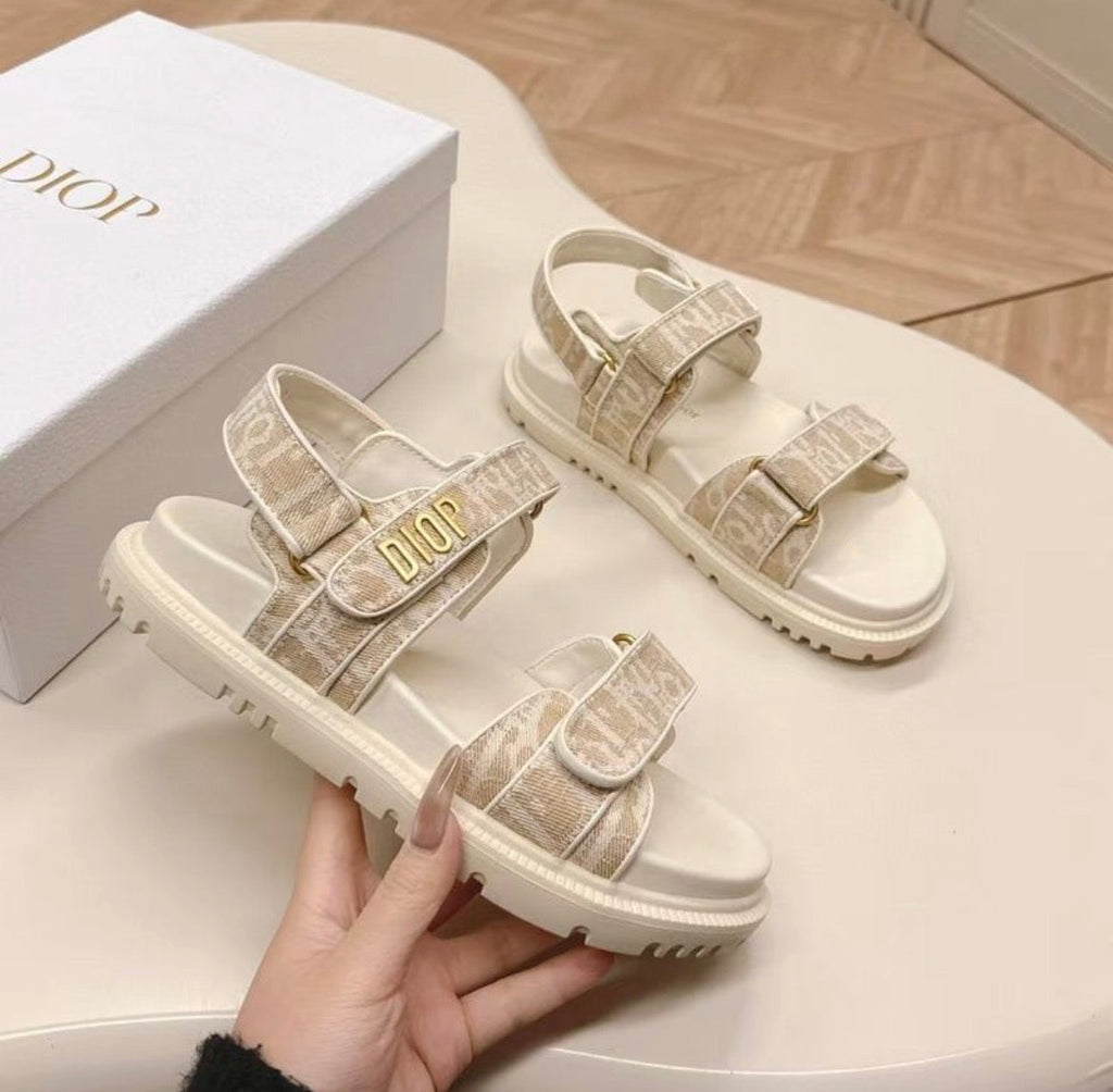 Pantoufles homme :DIOR