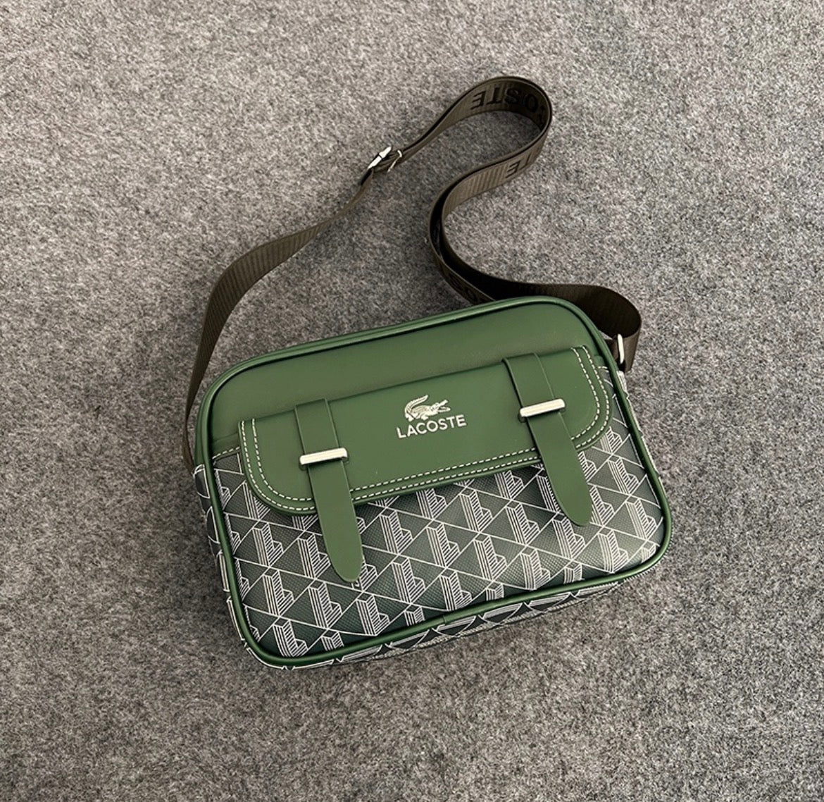 Sacs homme :LACOSTE