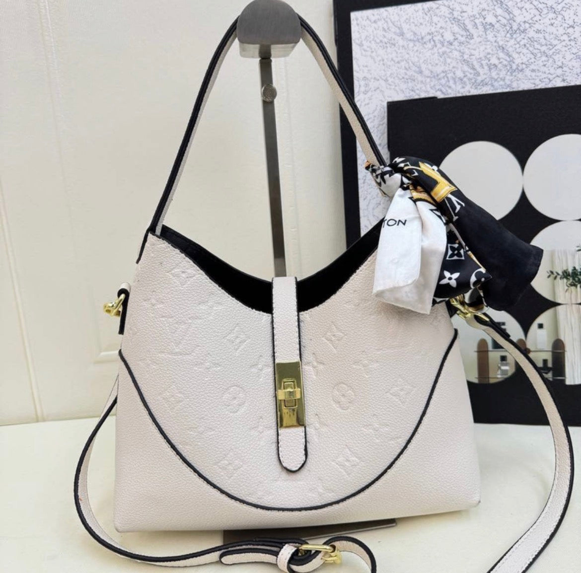 Sac à main :LV