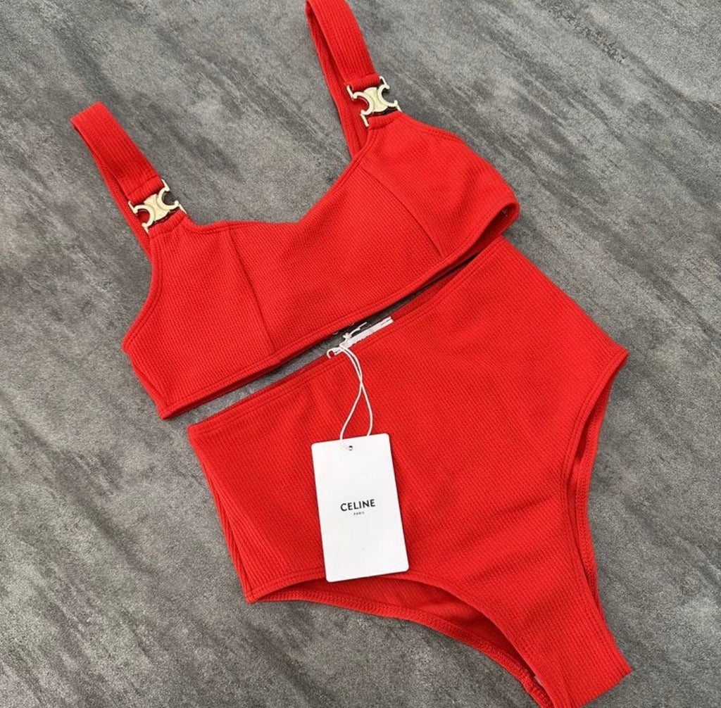 Maillot de bain :CÉLINE