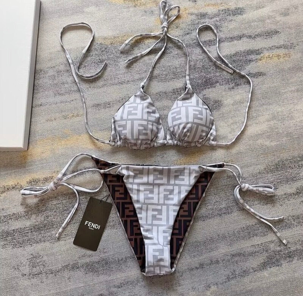 Maillot de bain :FENDI
