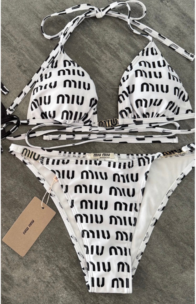 Maillot de bain:MIU MIU