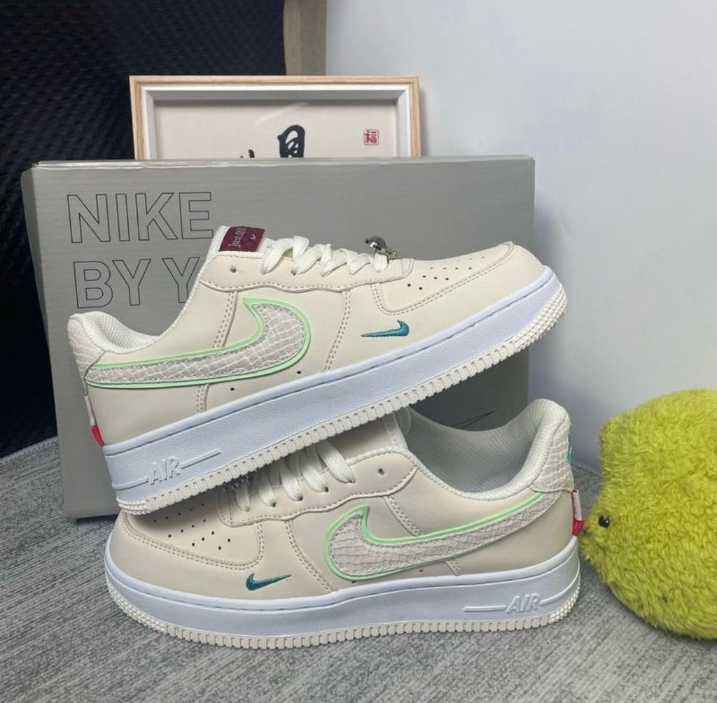Baskets NIKE