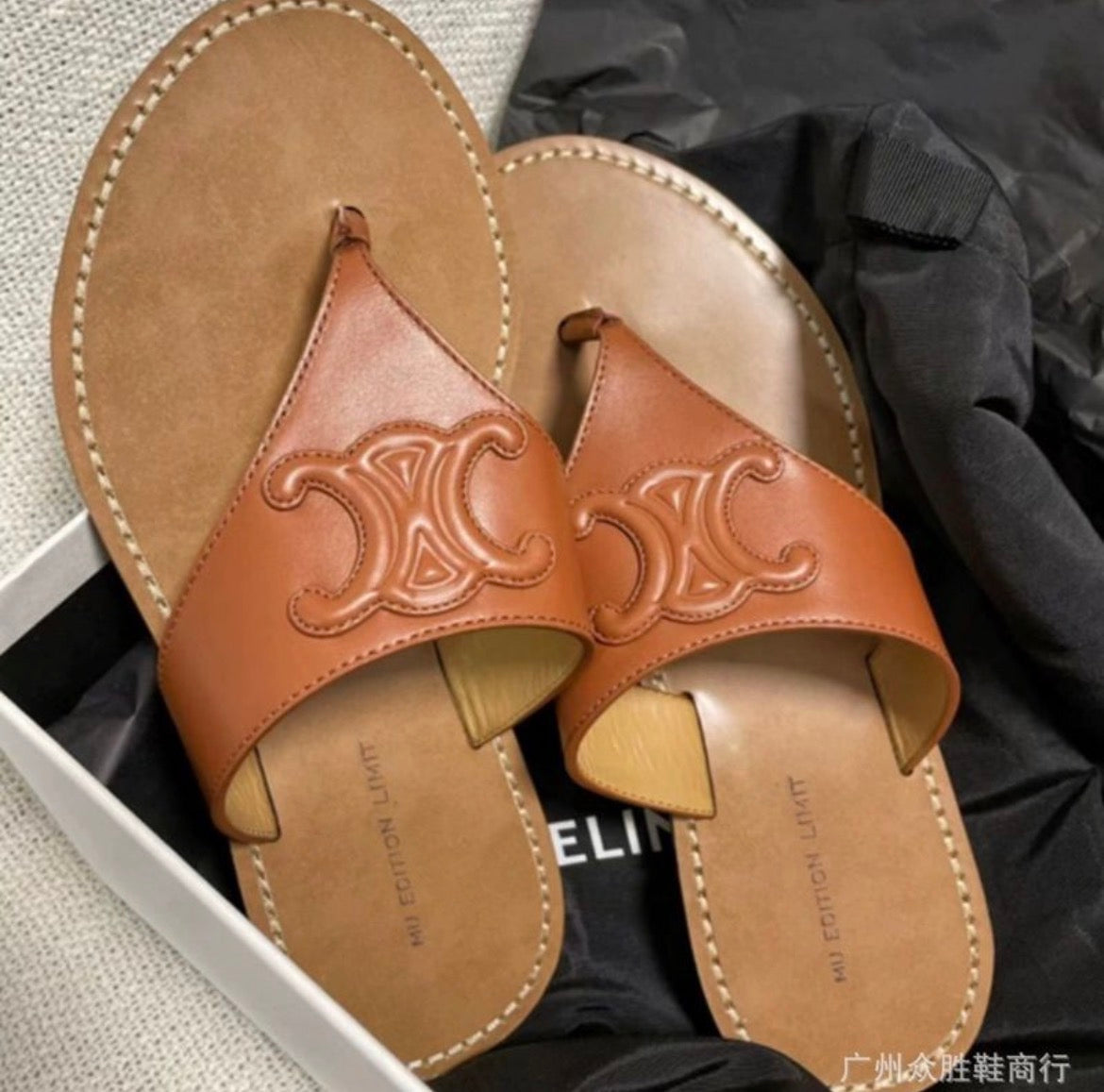 Sandales :CÉLINE