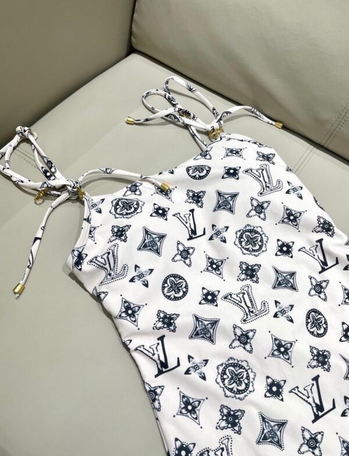 Maillot de bain :LV
