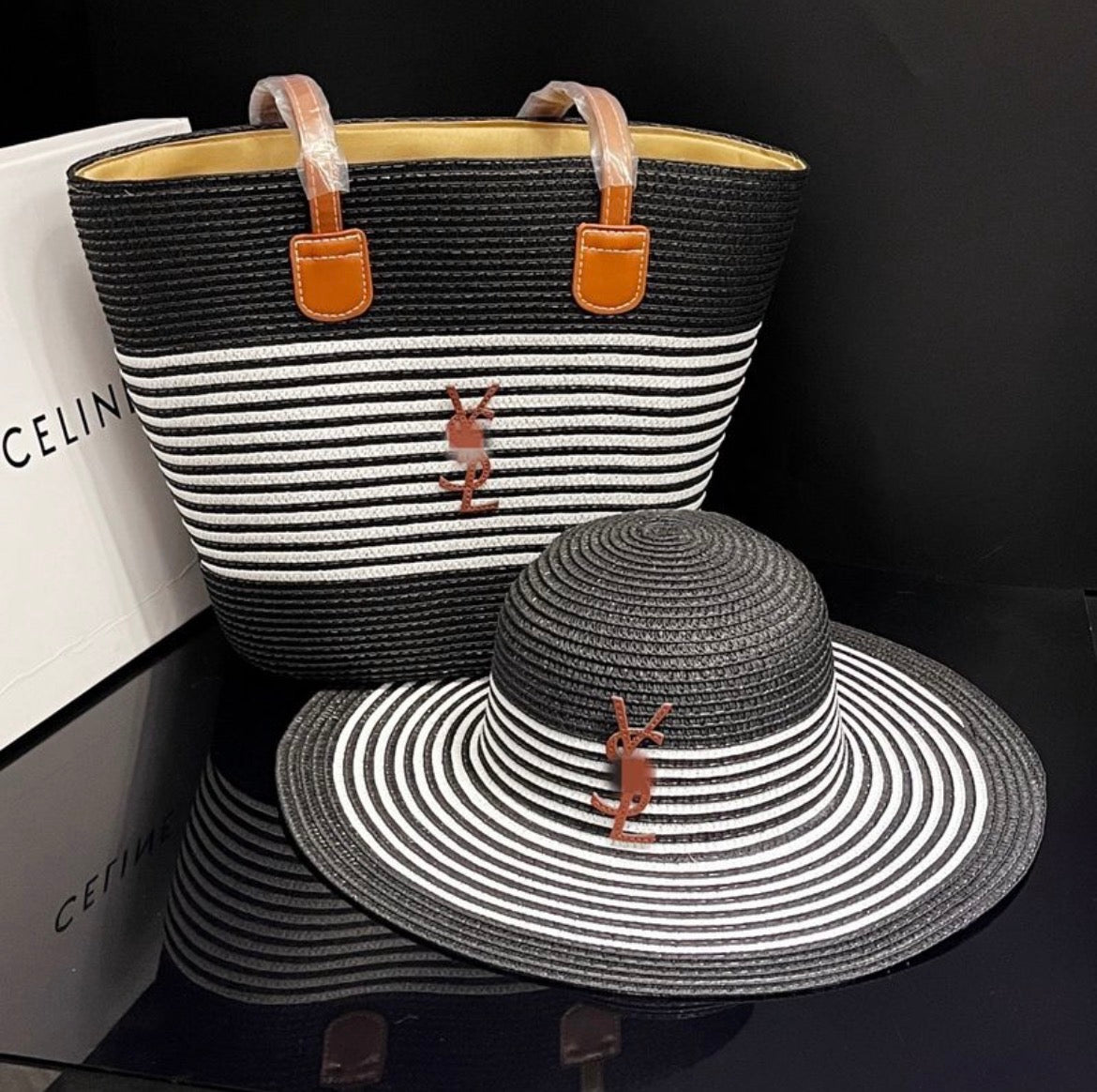 Sac a main et chapeau :YVE SAINT LAURENT