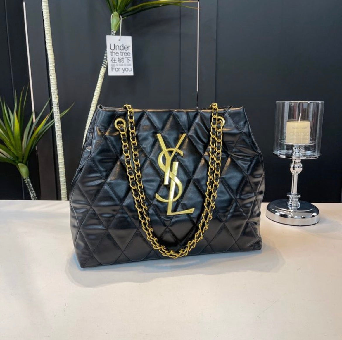 Sac à main YVES SAiNT LAURENT