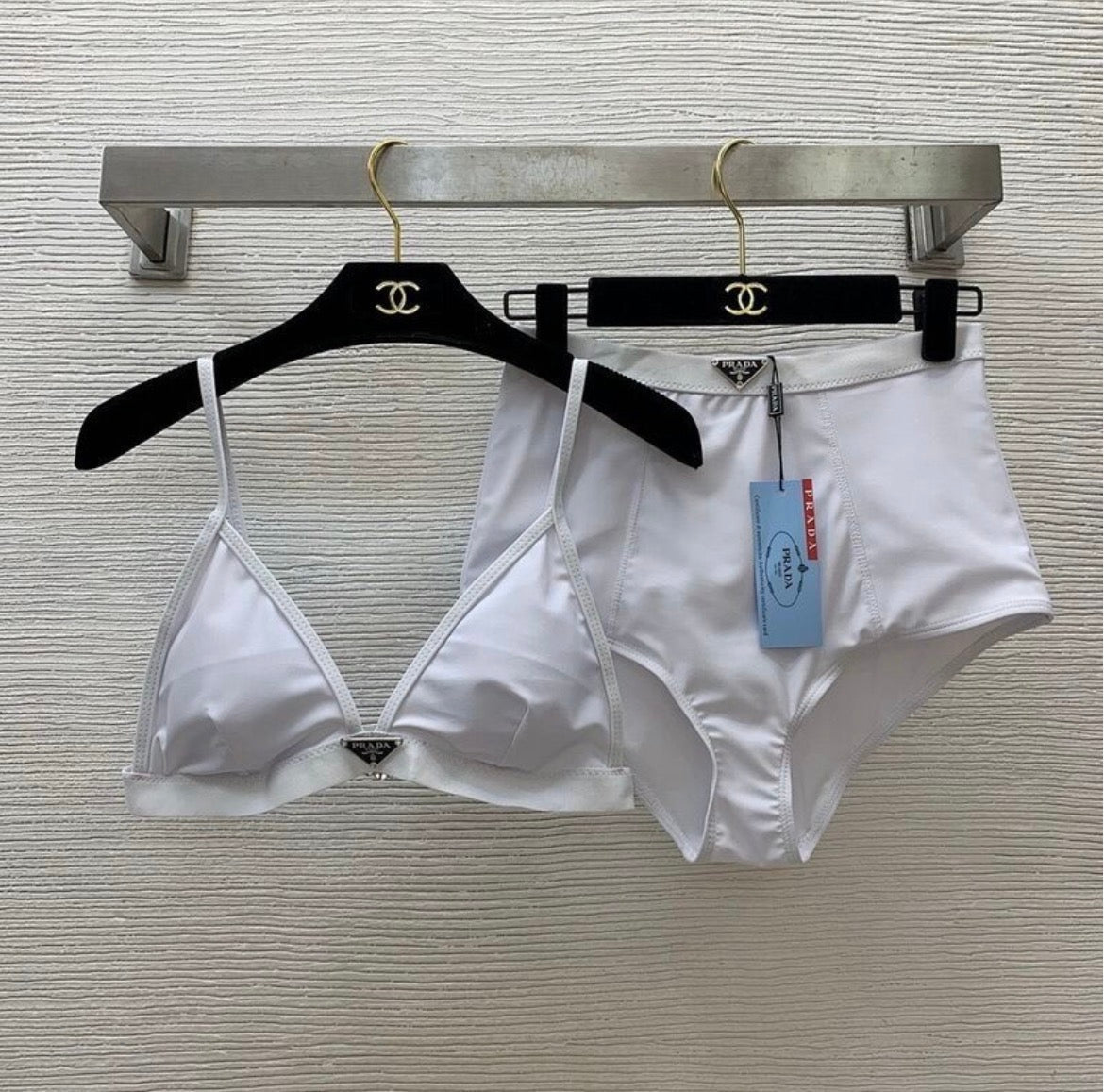 Maillot de bain : PRADA
