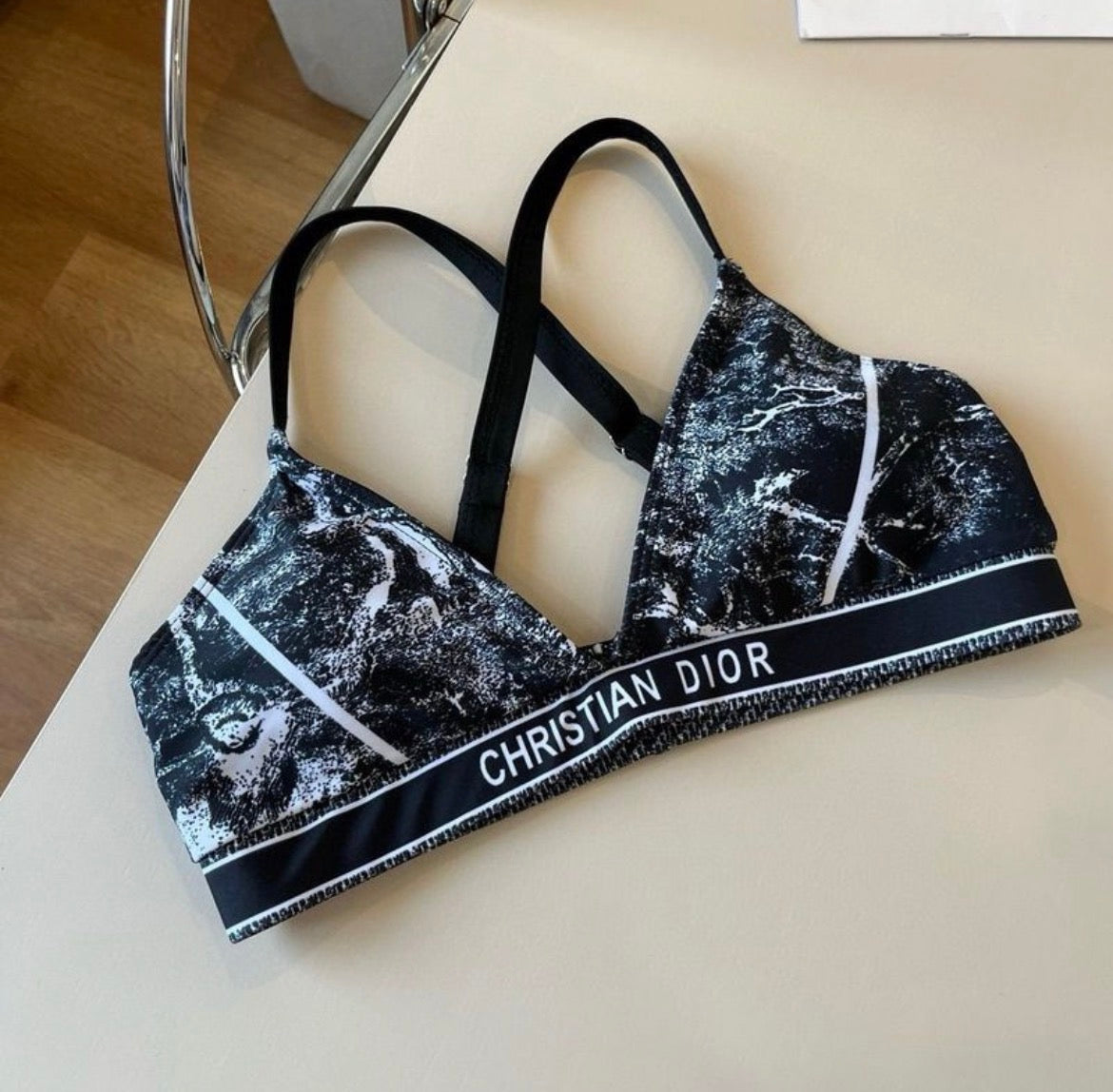 Maillot de bain :CHRISTIAN DIOR