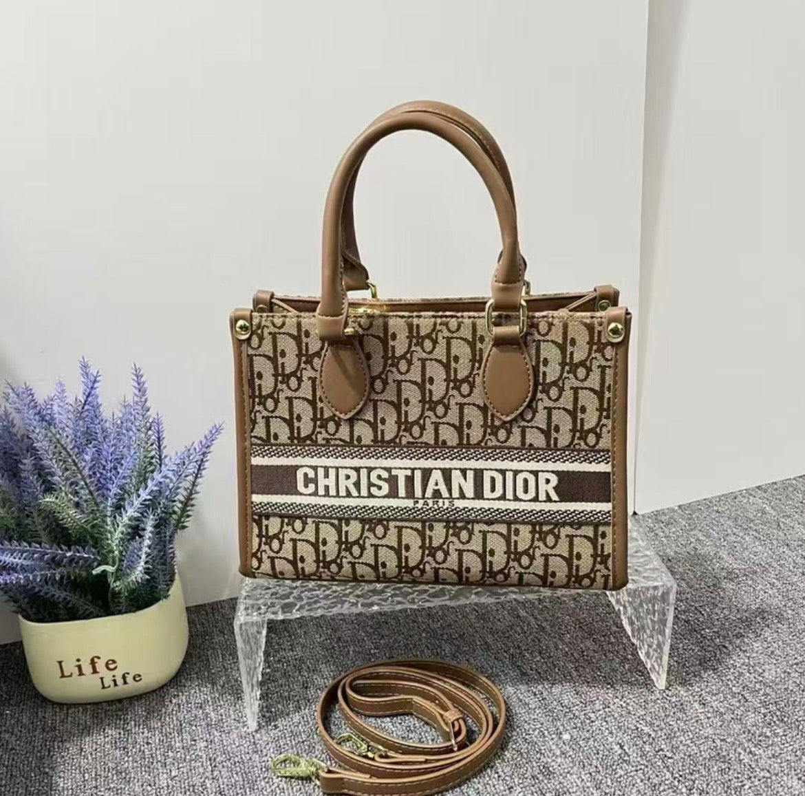 Sac a main CHRISTIAN DIOR