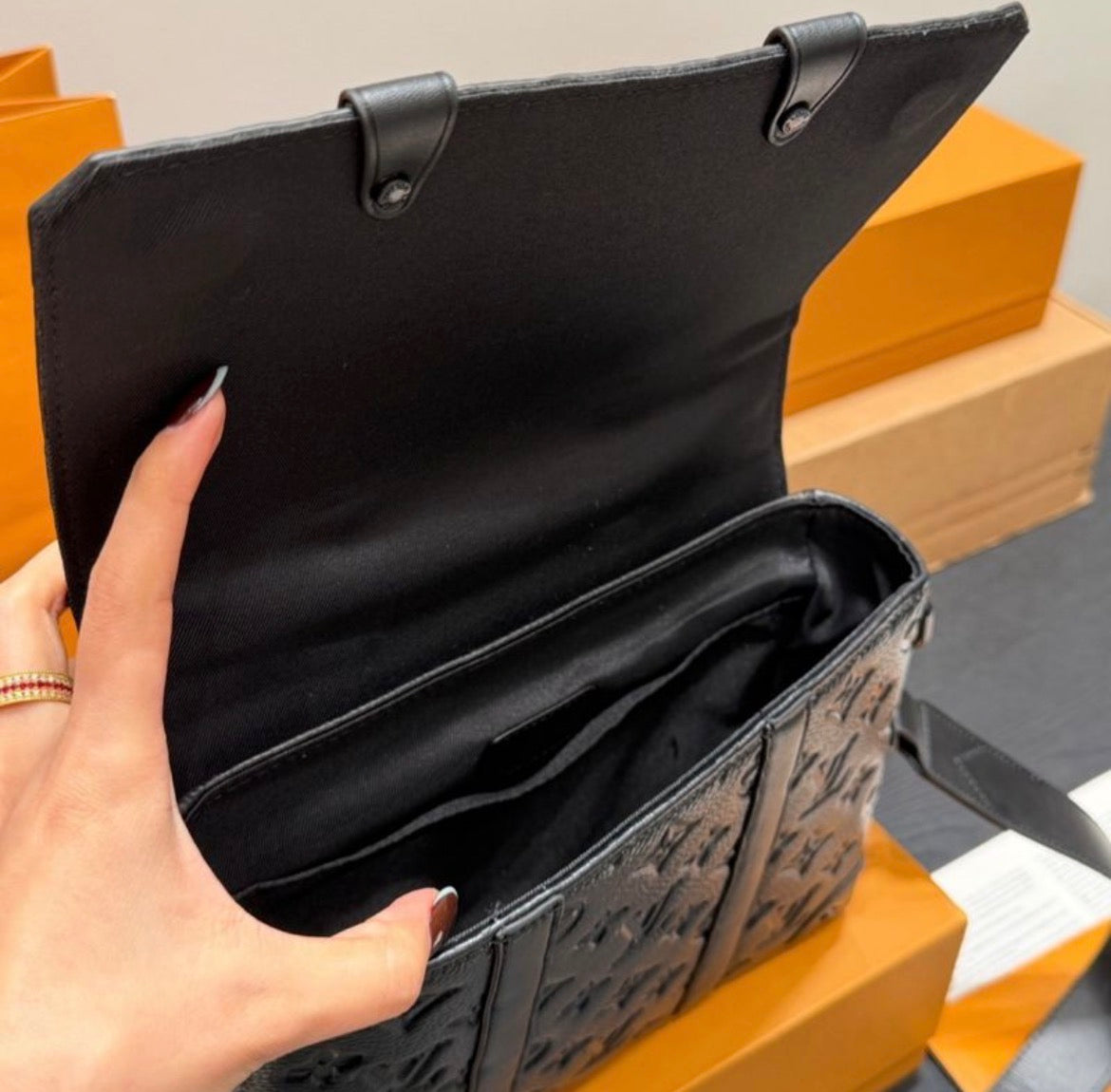 Sacs Homme :LV