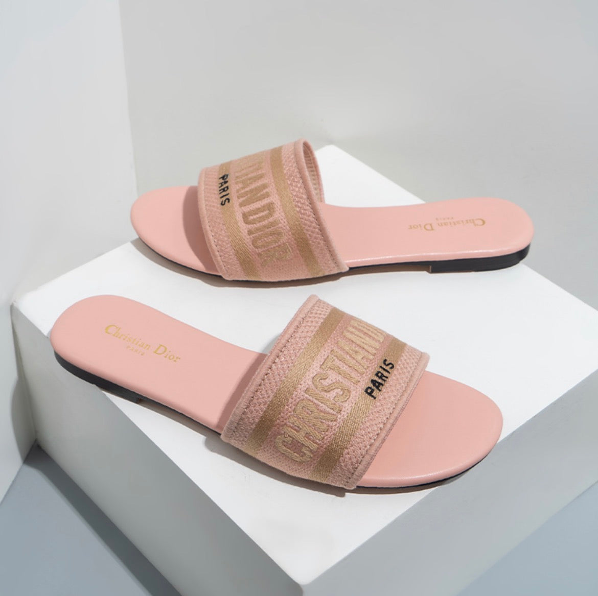 Sandales CHRISTIAN DIOR