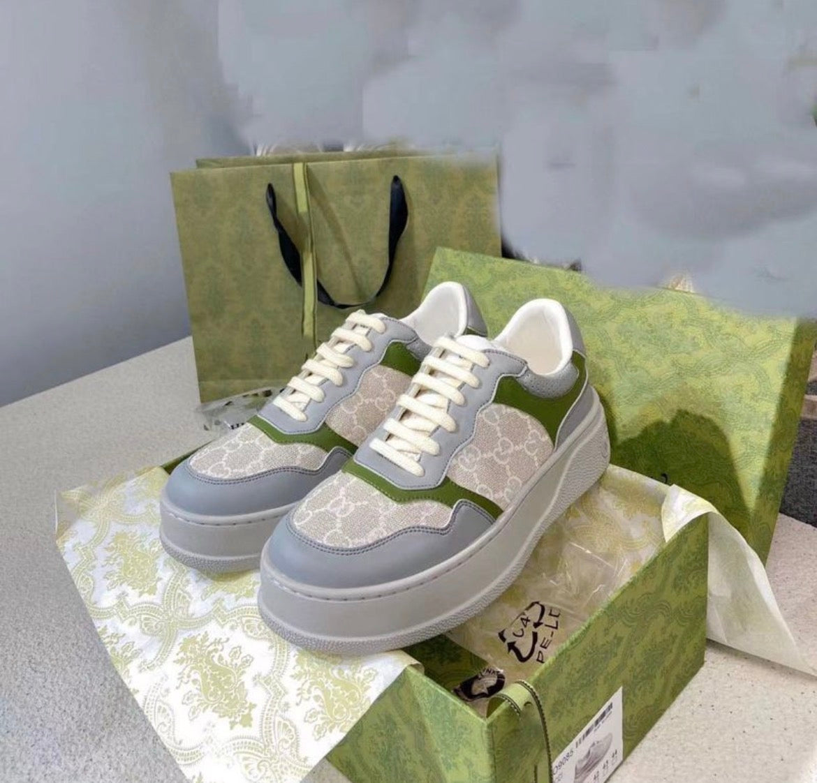 Baskets :Gucci